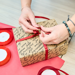 Бесплатная упаковка подарков в Galleria Minsk